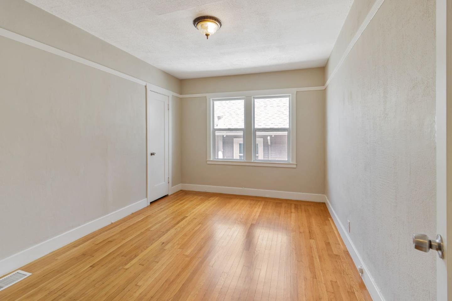 Detail Gallery Image 10 of 20 For 4431 Penniman Ave, Oakland,  CA 94619 - 3 Beds | 2 Baths