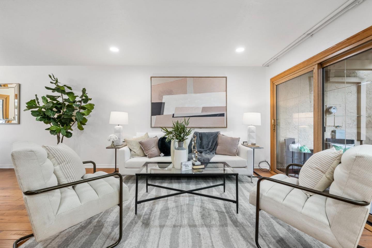 Detail Gallery Image 1 of 20 For 125 Connemara Way #106,  Sunnyvale,  CA 94087 - 2 Beds | 1/1 Baths