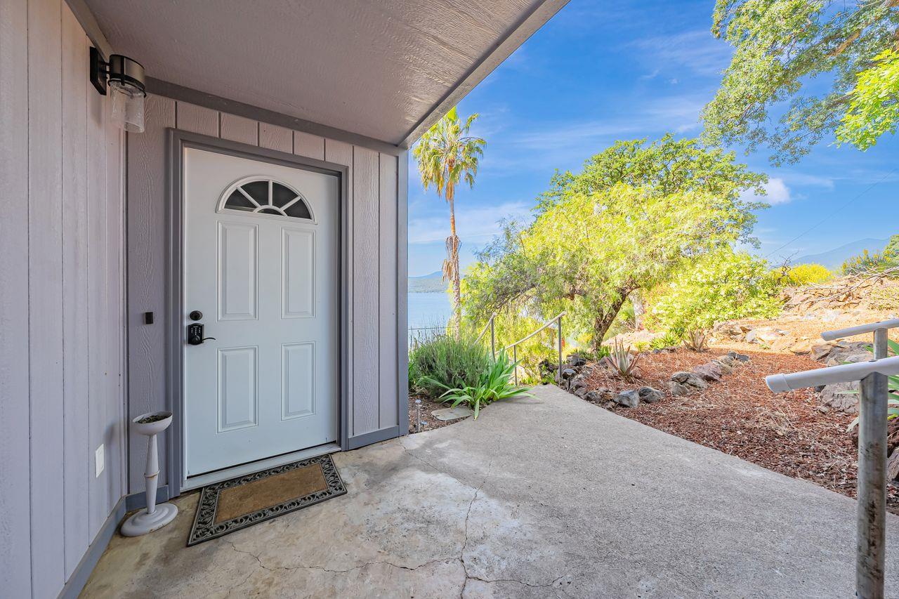 Detail Gallery Image 27 of 72 For 12340 Lakeshore Dr, Clearlake Park,  CA 95424 - 3 Beds | 2 Baths