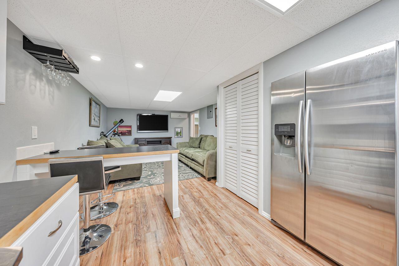 Detail Gallery Image 30 of 72 For 12340 Lakeshore Dr, Clearlake Park,  CA 95424 - 3 Beds | 2 Baths