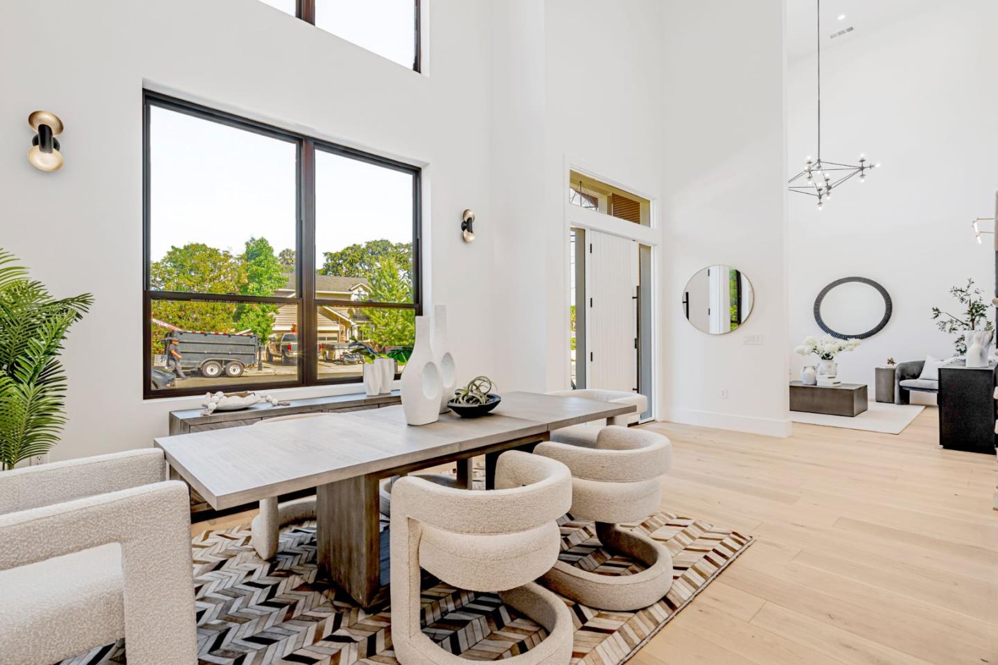 Detail Gallery Image 13 of 122 For 1879 Hull Ave, Redwood City,  CA 94061 - 6 Beds | 6/1 Baths