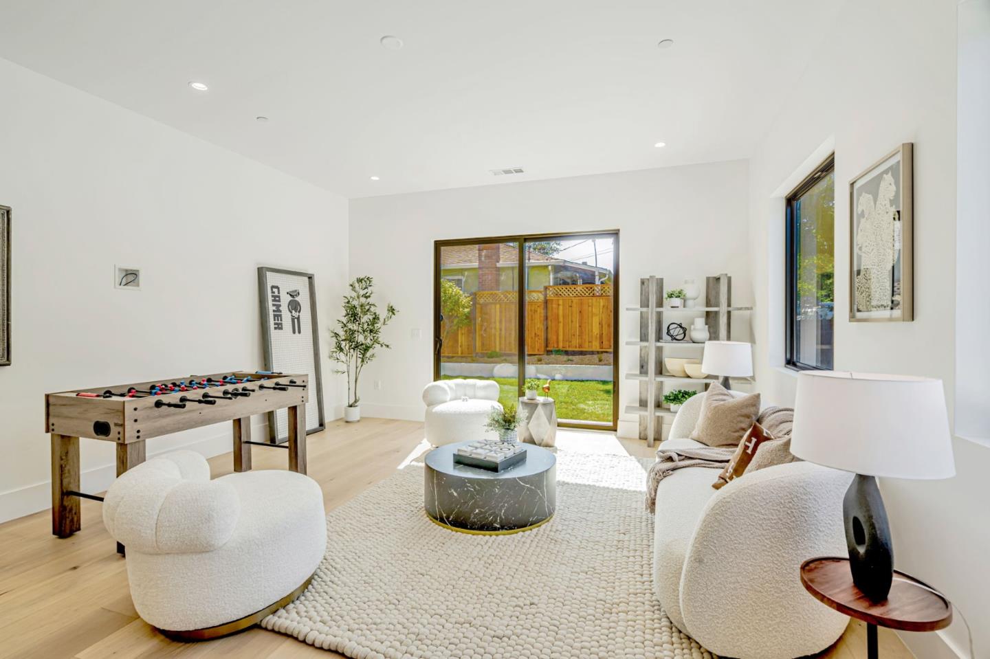 Detail Gallery Image 33 of 122 For 1879 Hull Ave, Redwood City,  CA 94061 - 6 Beds | 6/1 Baths