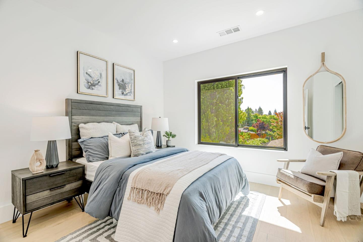 Detail Gallery Image 62 of 122 For 1879 Hull Ave, Redwood City,  CA 94061 - 6 Beds | 6/1 Baths