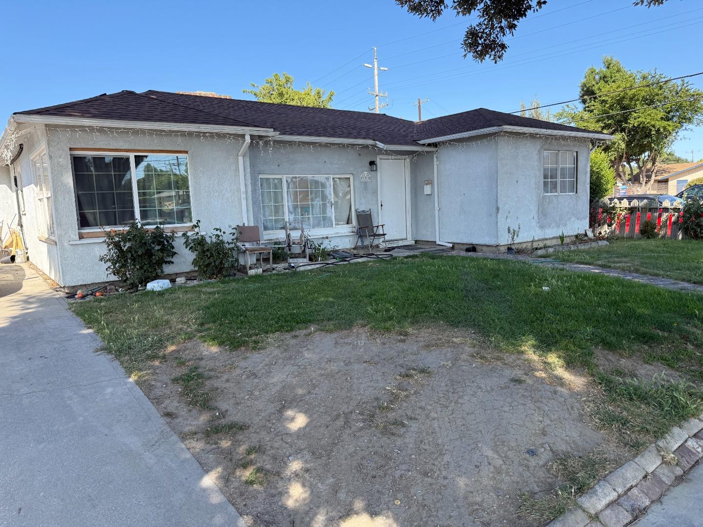 Detail Gallery Image 4 of 6 For 333 N San Lorenzo St, King City,  CA 93930 - 3 Beds | 1 Baths