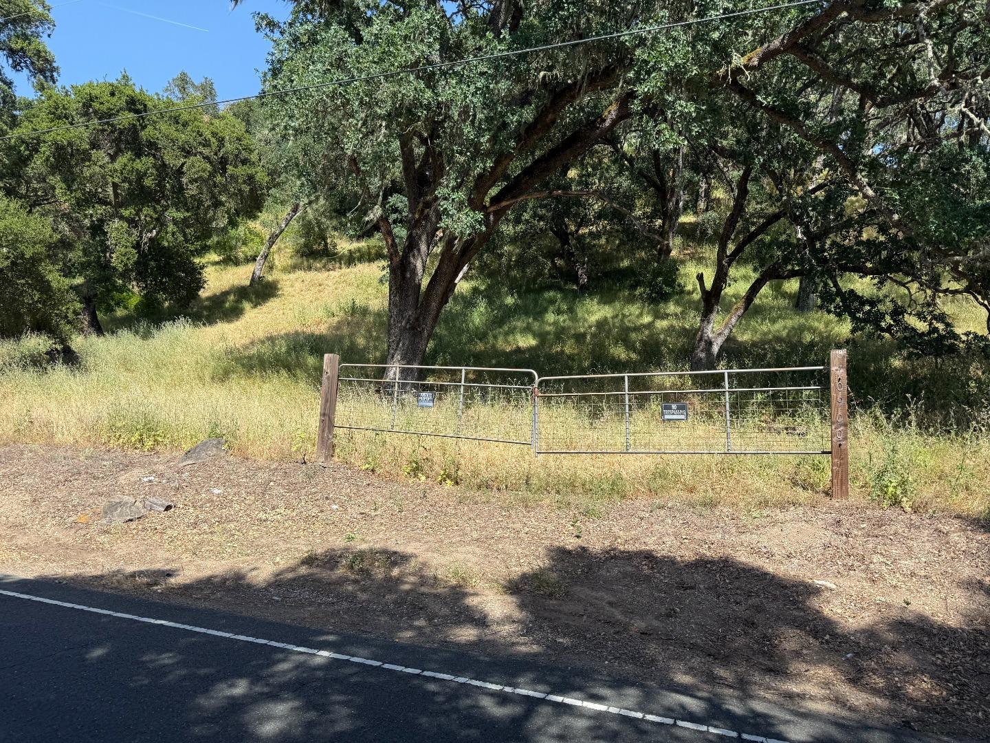 Detail Gallery Image 3 of 18 For 10900 Watsonville Rd, Gilroy,  CA 95020 - – Beds | – Baths