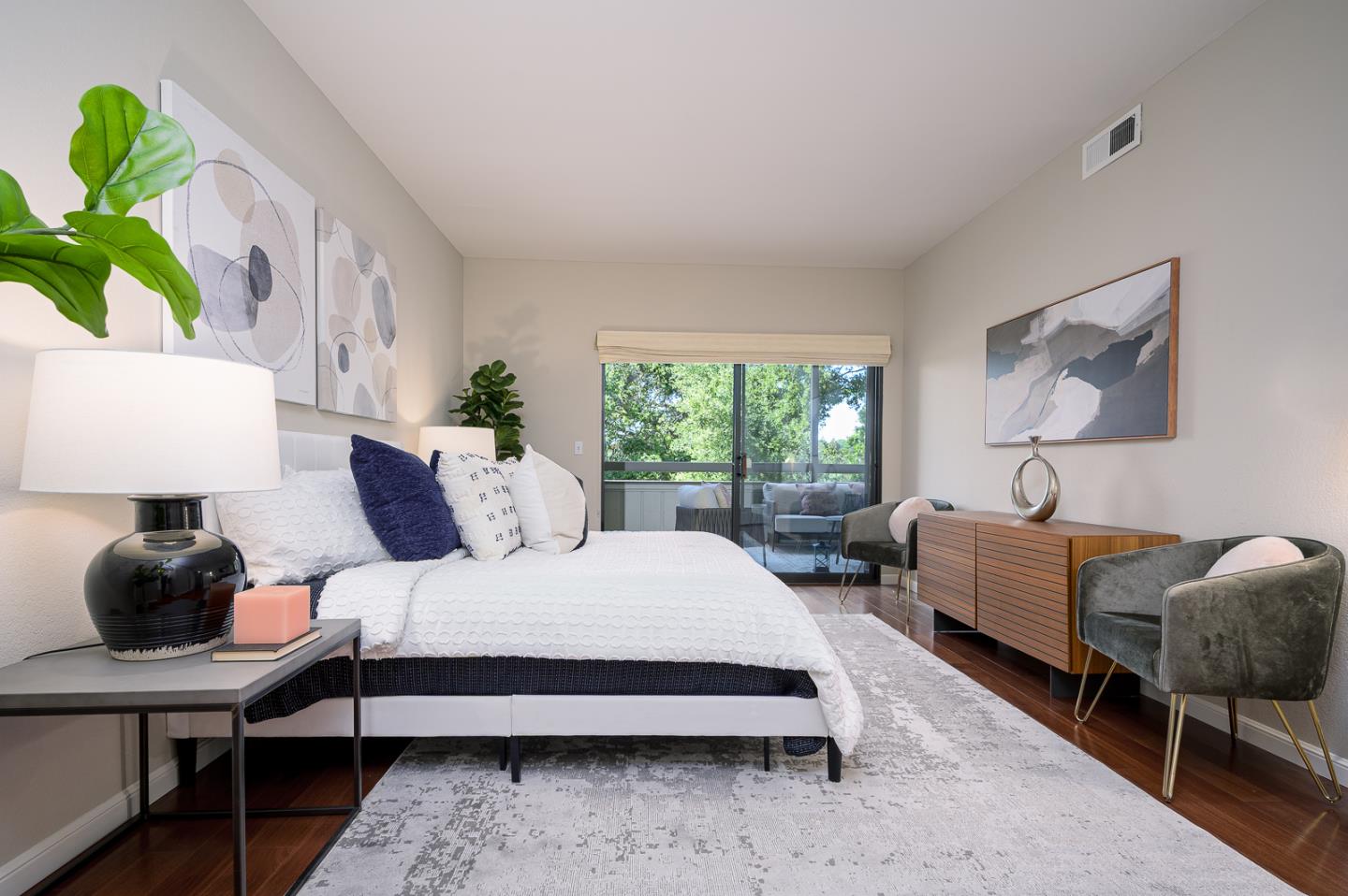 Detail Gallery Image 16 of 32 For 1280 Sharon Park Dr #27,  Menlo Park,  CA 94025 - 2 Beds | 2 Baths