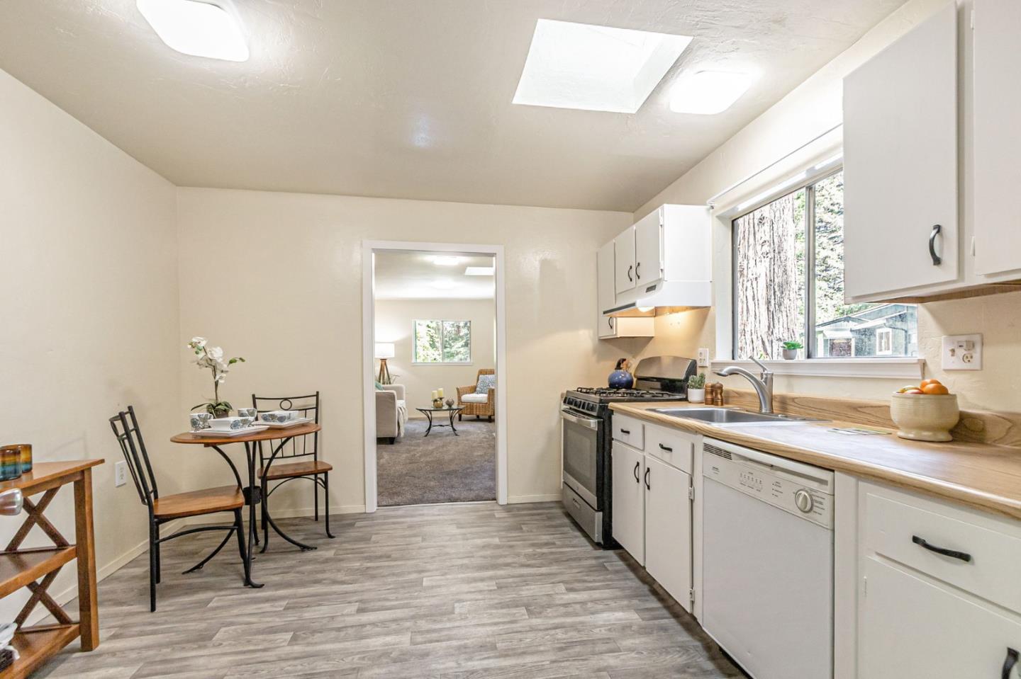 Detail Gallery Image 31 of 77 For 4865 Highway 9, Felton,  CA 95018 - 4 Beds | 3 Baths