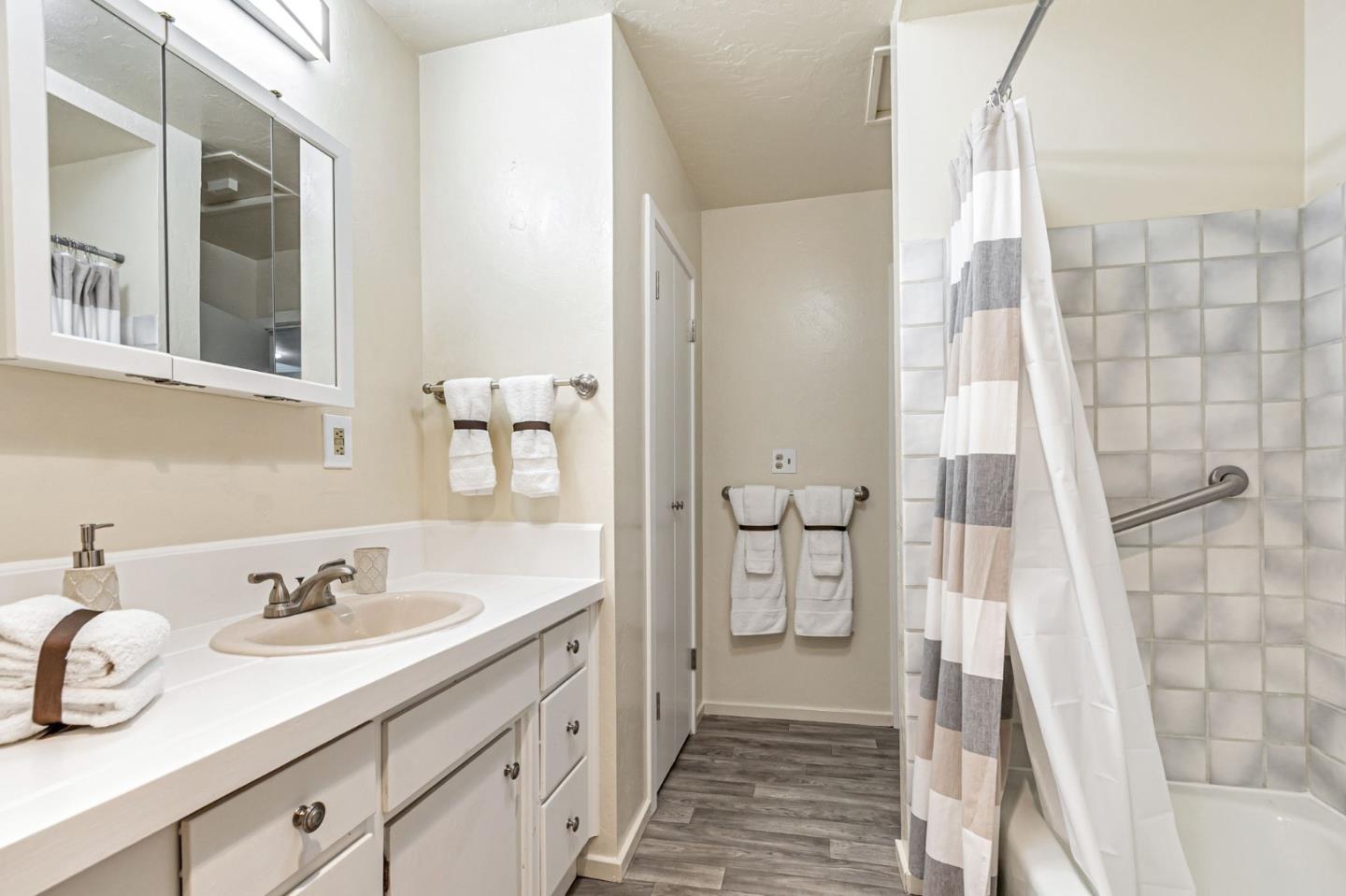 Detail Gallery Image 38 of 77 For 4865 Highway 9, Felton,  CA 95018 - 4 Beds | 3 Baths