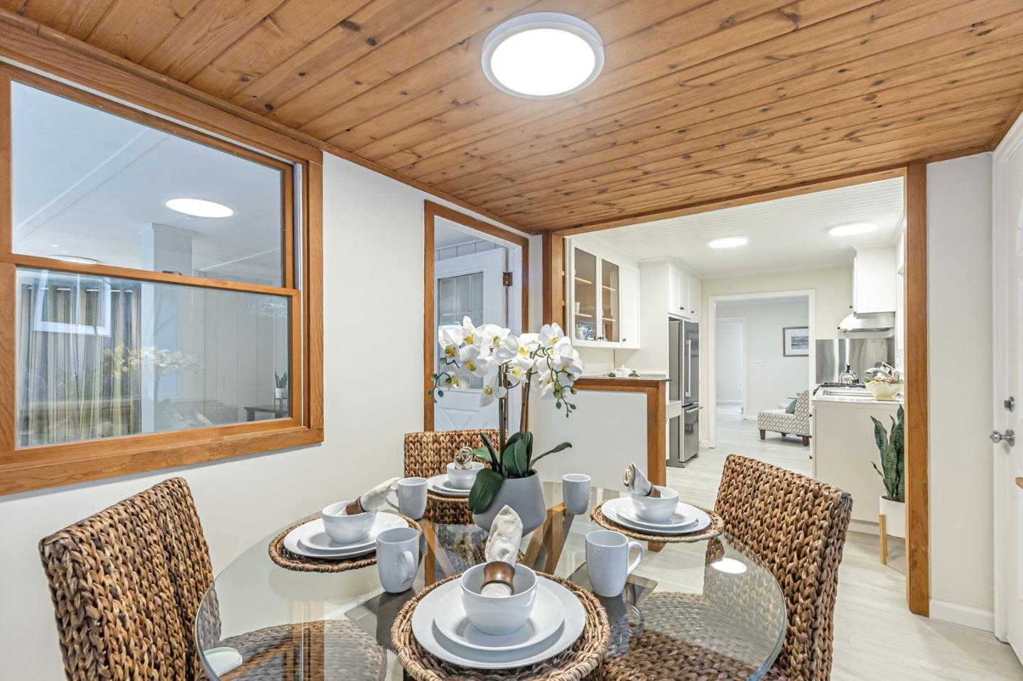 Detail Gallery Image 6 of 77 For 4865 Highway 9, Felton,  CA 95018 - 4 Beds | 3 Baths