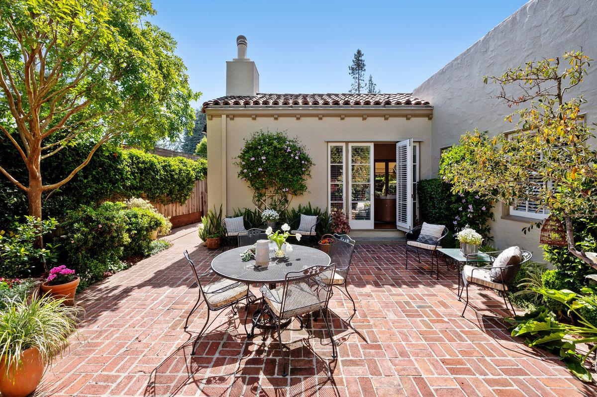 Detail Gallery Image 41 of 56 For 706 Edgewood Rd, San Mateo,  CA 94402 - 3 Beds | 2 Baths