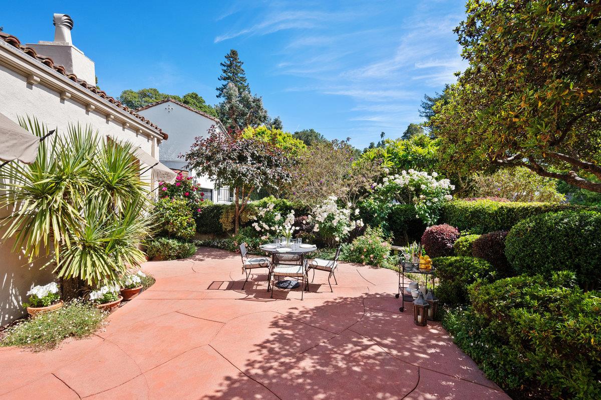 Detail Gallery Image 46 of 56 For 706 Edgewood Rd, San Mateo,  CA 94402 - 3 Beds | 2 Baths