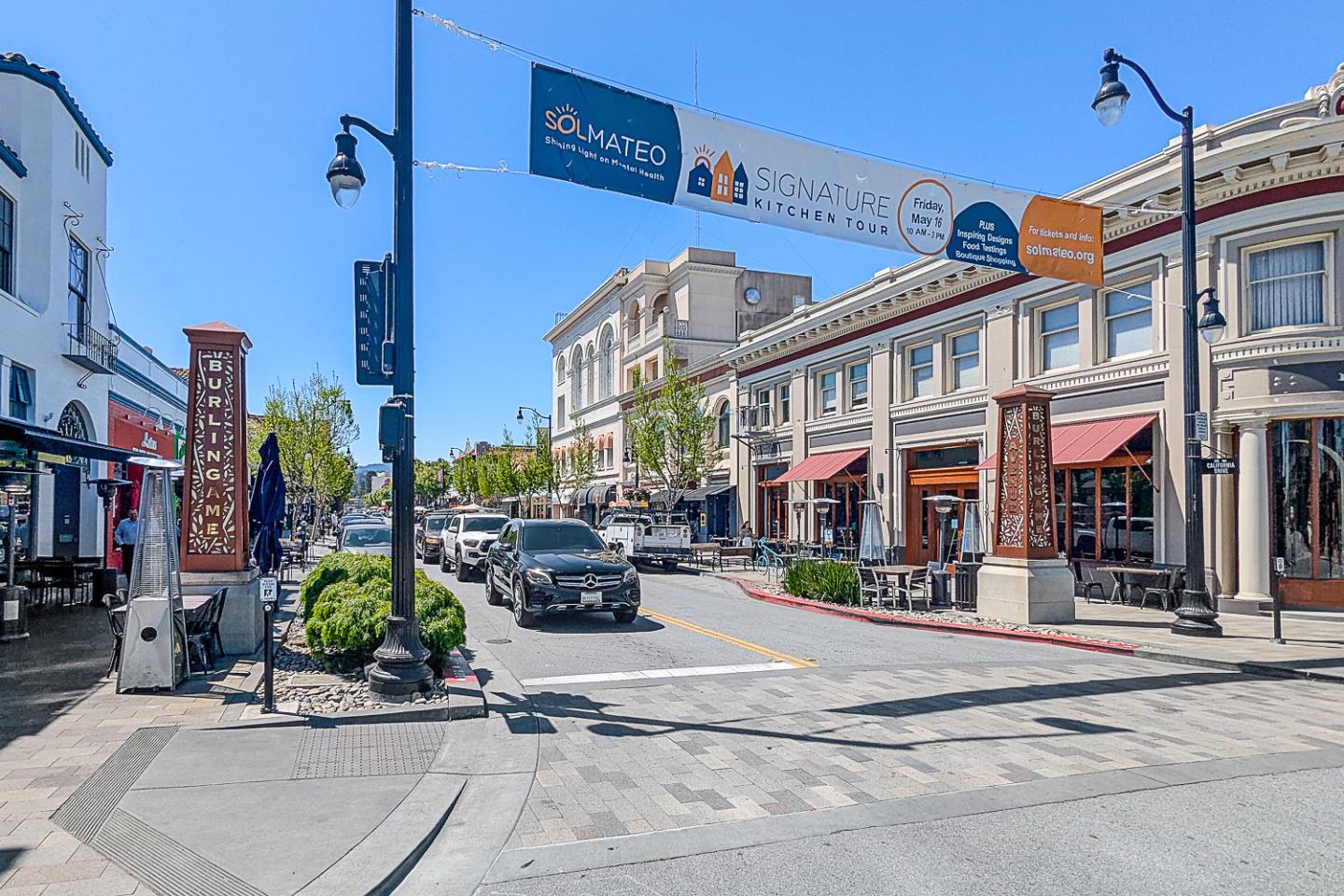 Detail Gallery Image 22 of 30 For 1121 Douglas Ave #201,  Burlingame,  CA 94010 - 2 Beds | 2 Baths