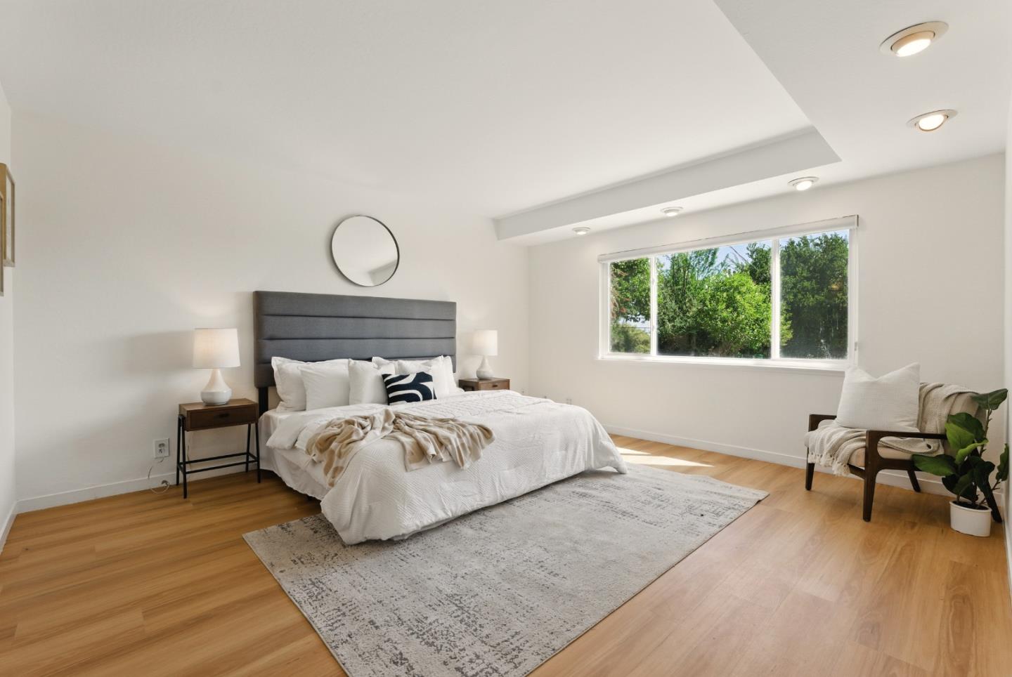 Detail Gallery Image 14 of 44 For 870 South Rd, Belmont,  CA 94002 - 3 Beds | 2 Baths