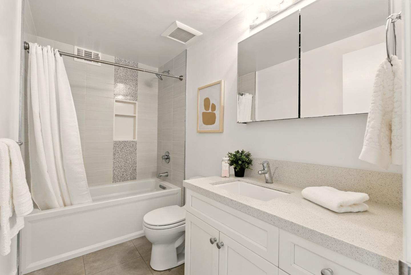 Detail Gallery Image 17 of 44 For 870 South Rd, Belmont,  CA 94002 - 3 Beds | 2 Baths