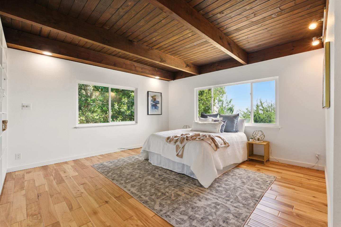 Detail Gallery Image 19 of 44 For 870 South Rd, Belmont,  CA 94002 - 3 Beds | 2 Baths