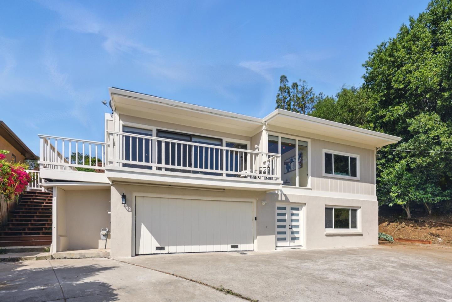 Detail Gallery Image 2 of 44 For 870 South Rd, Belmont,  CA 94002 - 3 Beds | 2 Baths