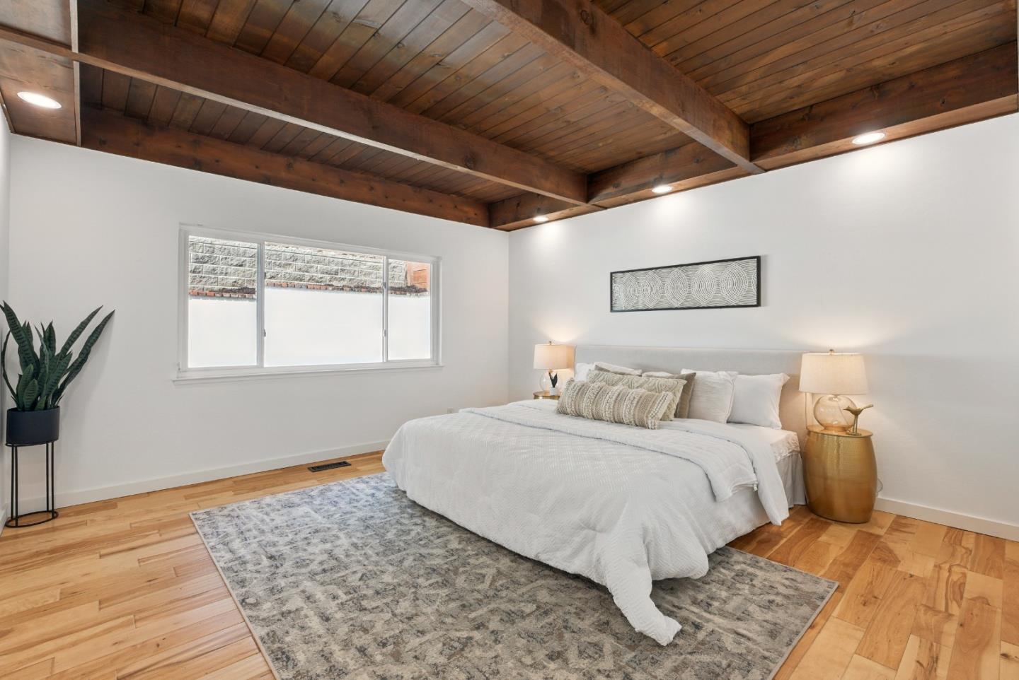 Detail Gallery Image 20 of 44 For 870 South Rd, Belmont,  CA 94002 - 3 Beds | 2 Baths