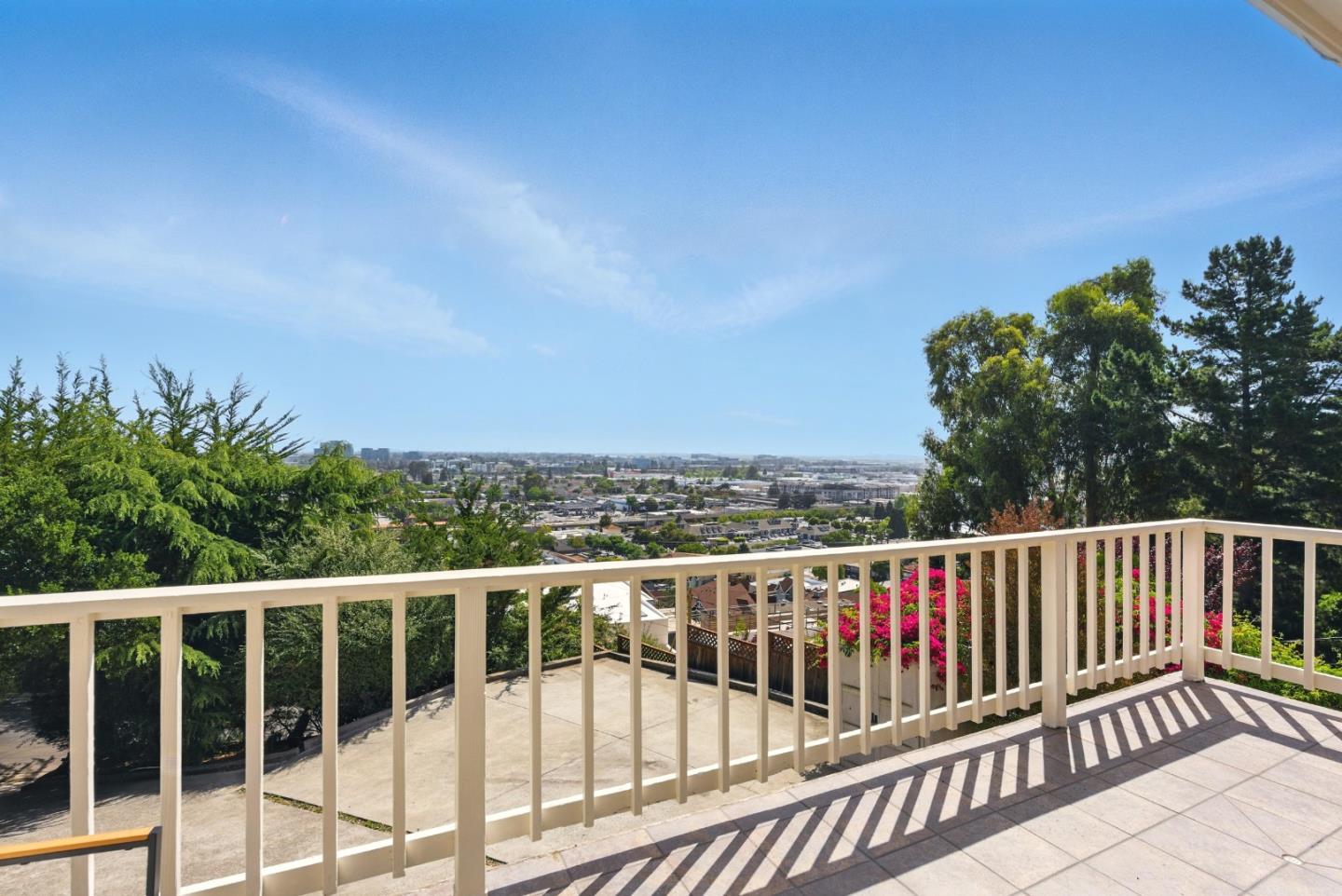 Detail Gallery Image 30 of 44 For 870 South Rd, Belmont,  CA 94002 - 3 Beds | 2 Baths