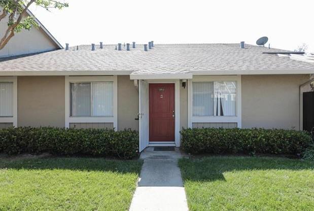 Detail Gallery Image 2 of 21 For 2292 Warfield Unit a,  San Jose,  CA 95122 - 2 Beds | 1 Baths