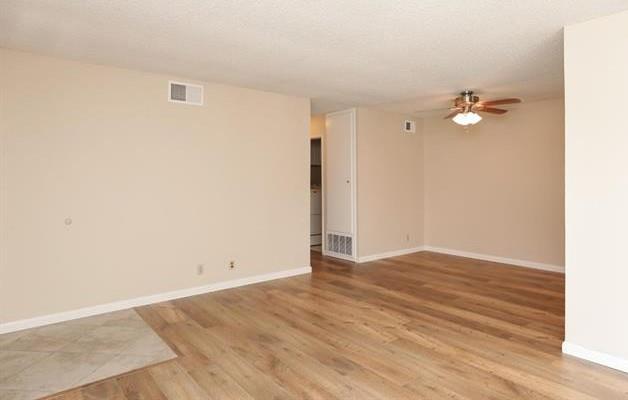 Detail Gallery Image 5 of 21 For 2292 Warfield Unit a,  San Jose,  CA 95122 - 2 Beds | 1 Baths