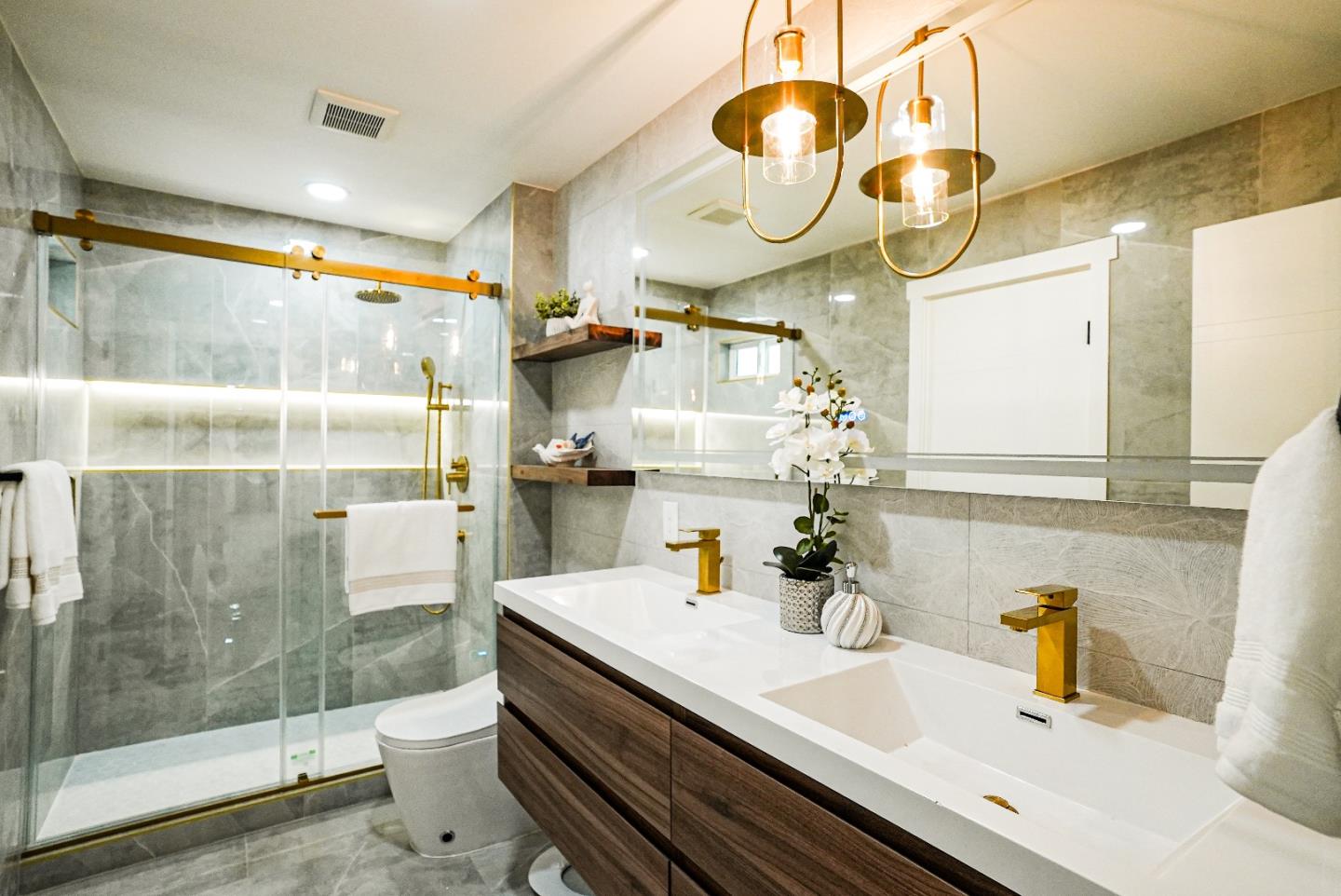 Detail Gallery Image 16 of 39 For 10970 Ridgeview Ave, San Jose,  CA 95127 - 3 Beds | 2 Baths