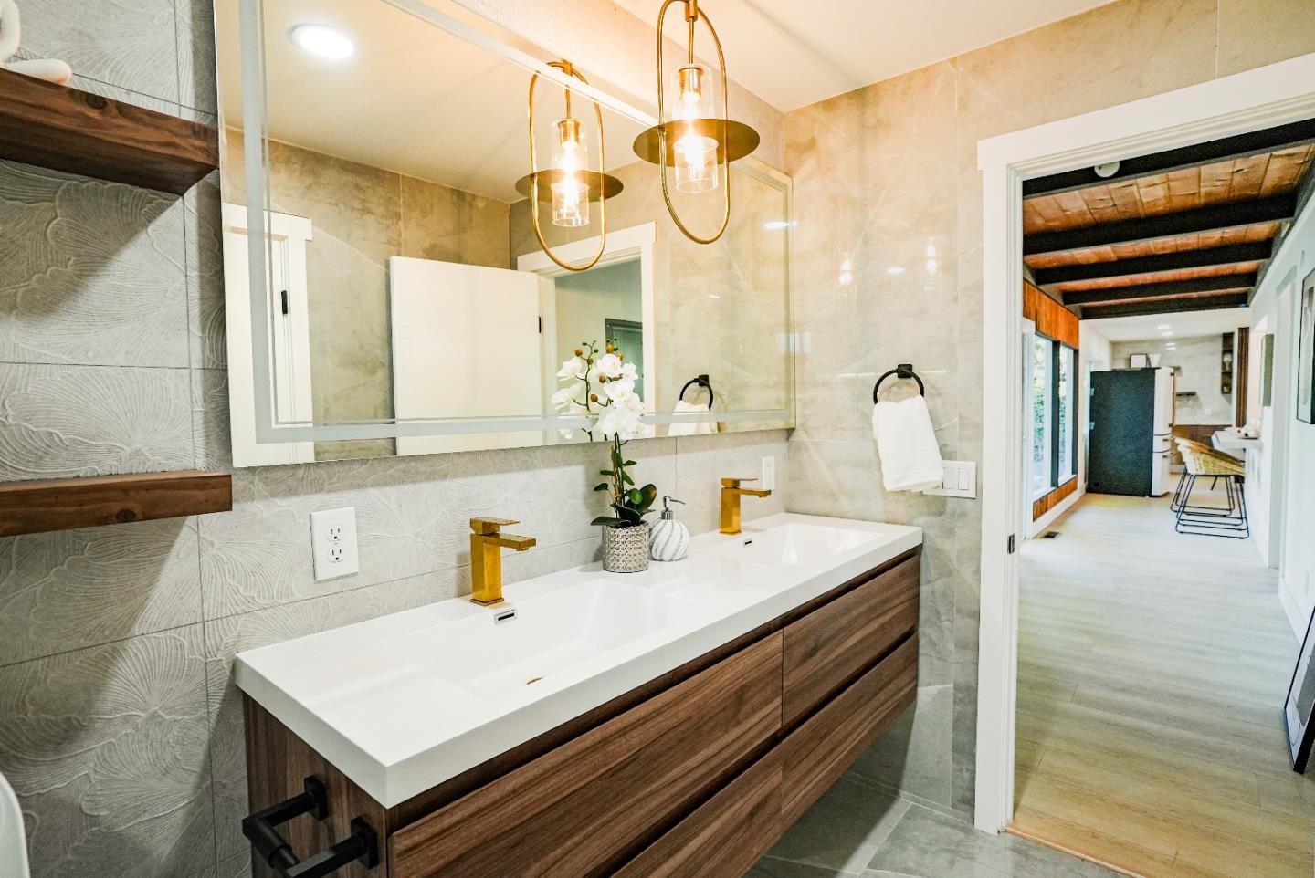 Detail Gallery Image 17 of 39 For 10970 Ridgeview Ave, San Jose,  CA 95127 - 3 Beds | 2 Baths