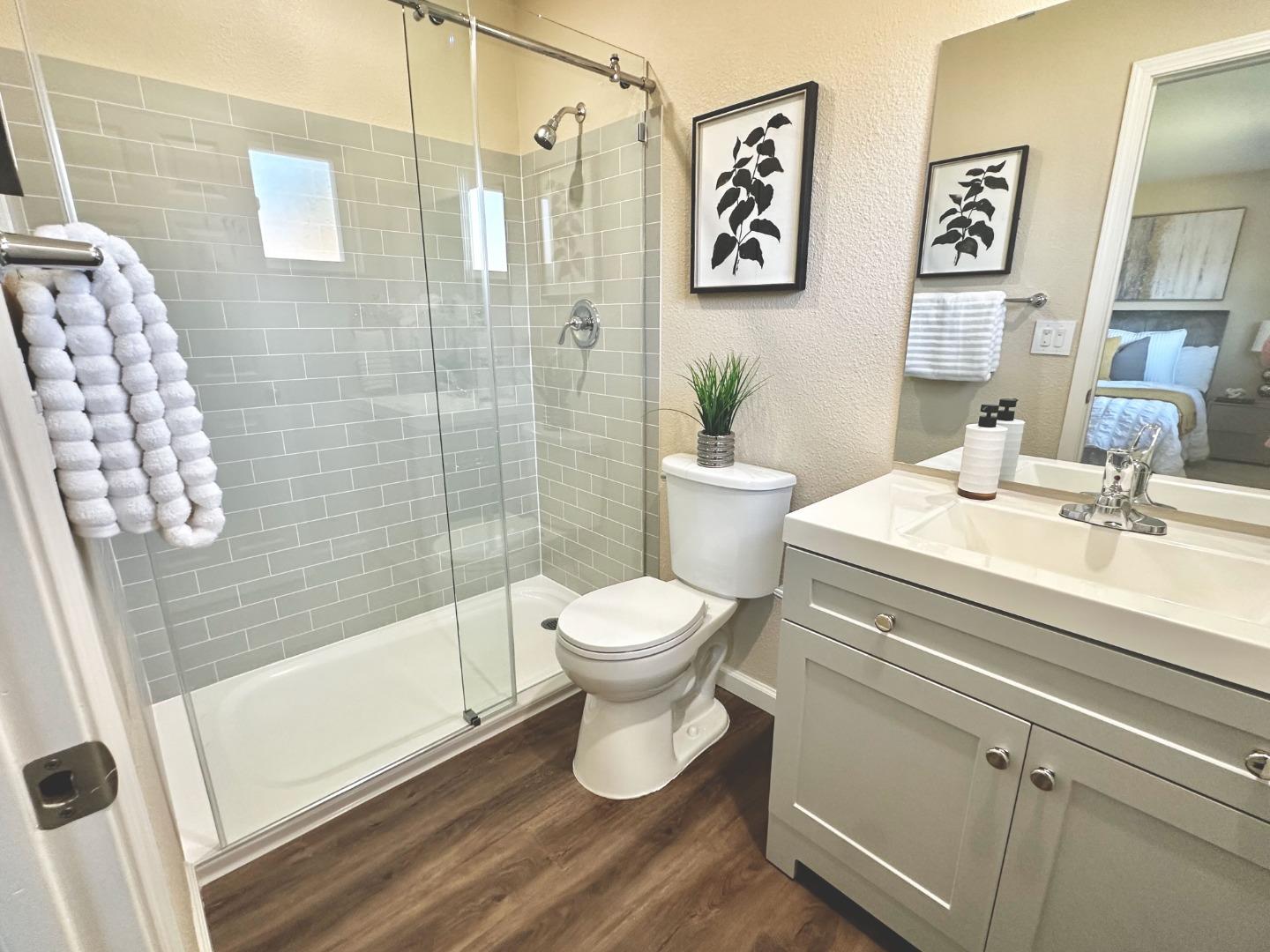 Detail Gallery Image 11 of 19 For 5906 Saint Paul Dr, Newark,  CA 94560 - 4 Beds | 2 Baths