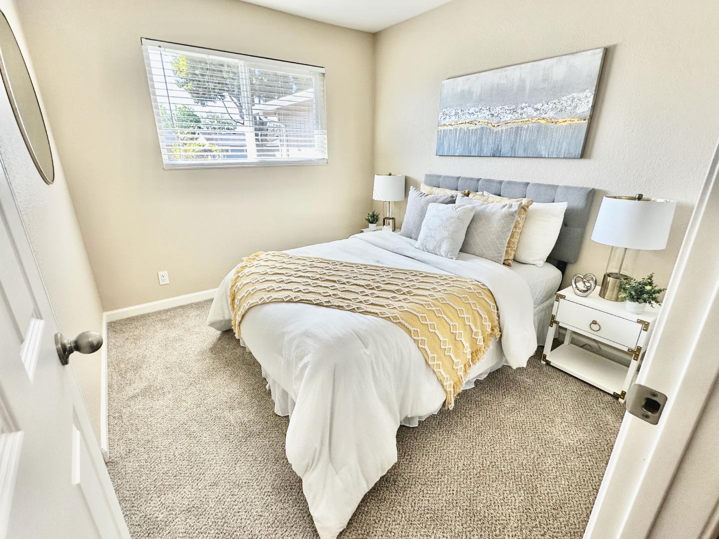 Detail Gallery Image 13 of 19 For 5906 Saint Paul Dr, Newark,  CA 94560 - 4 Beds | 2 Baths