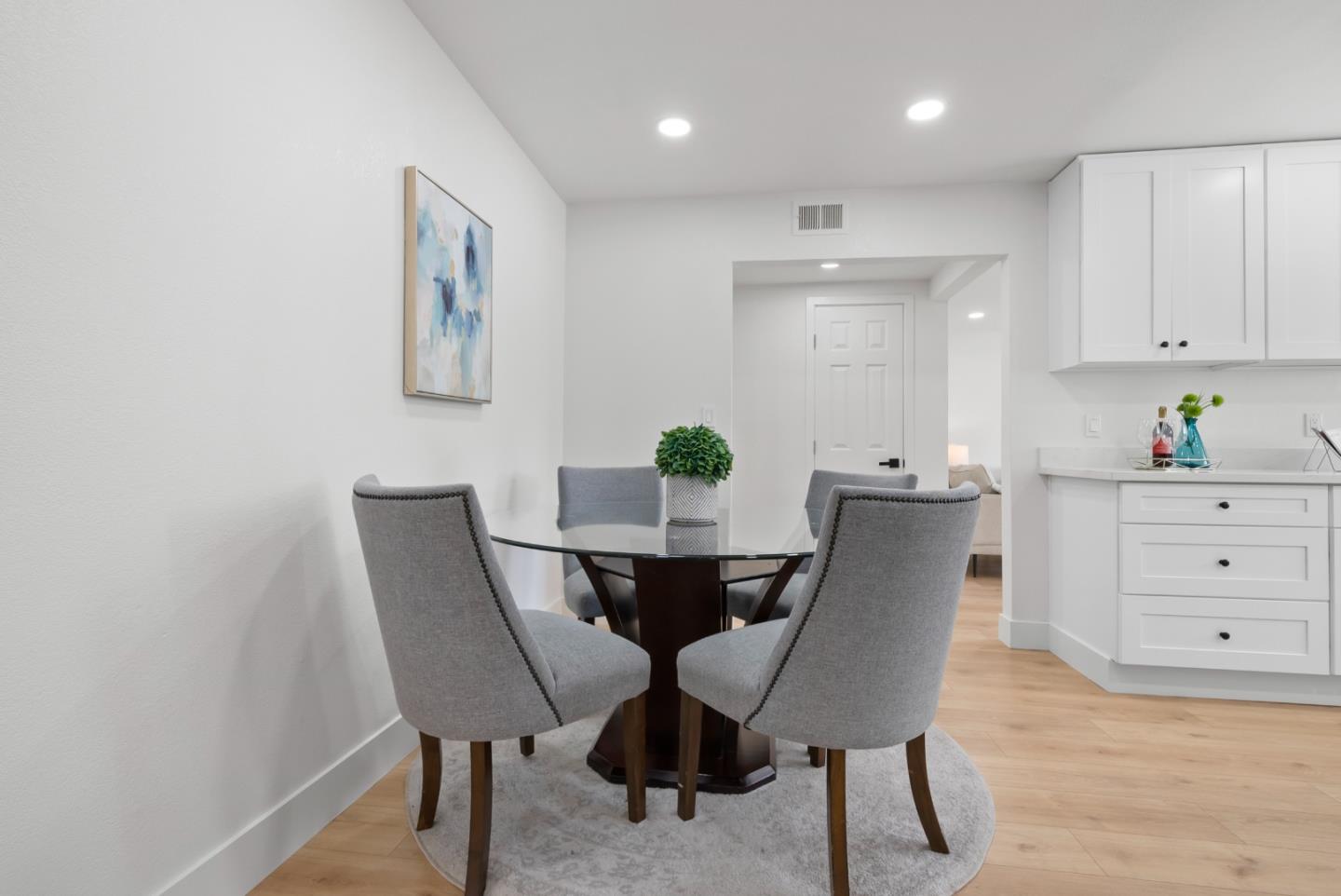 Detail Gallery Image 13 of 34 For 1686 Shenandoah Ave, Milpitas,  CA 95035 - 4 Beds | 2 Baths