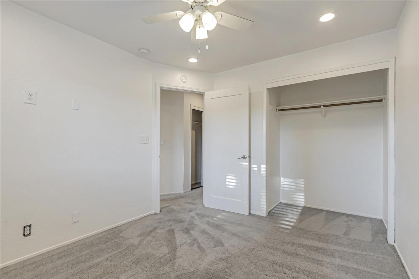 Detail Gallery Image 17 of 32 For 482 Coyote Creek Cir, San Jose,  CA 95116 - 2 Beds | 2 Baths