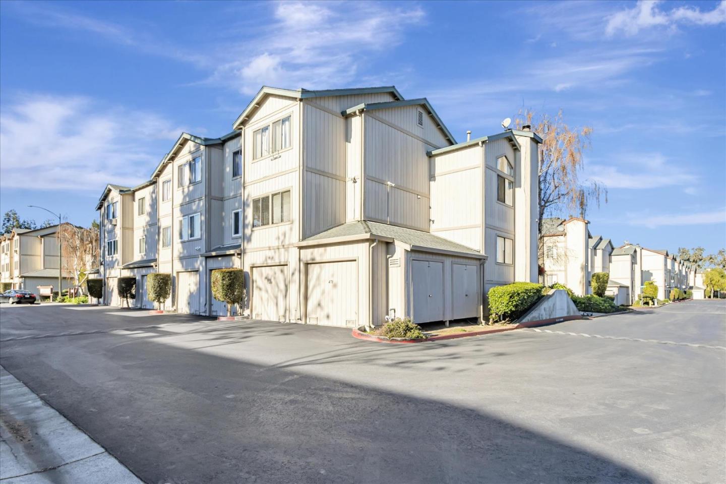 Detail Gallery Image 29 of 32 For 482 Coyote Creek Cir, San Jose,  CA 95116 - 2 Beds | 2 Baths