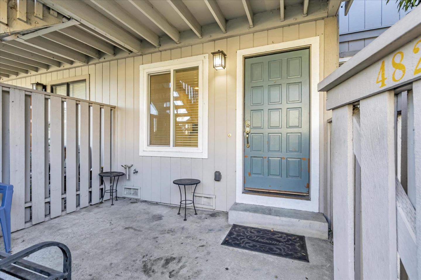 Detail Gallery Image 4 of 32 For 482 Coyote Creek Cir, San Jose,  CA 95116 - 2 Beds | 2 Baths