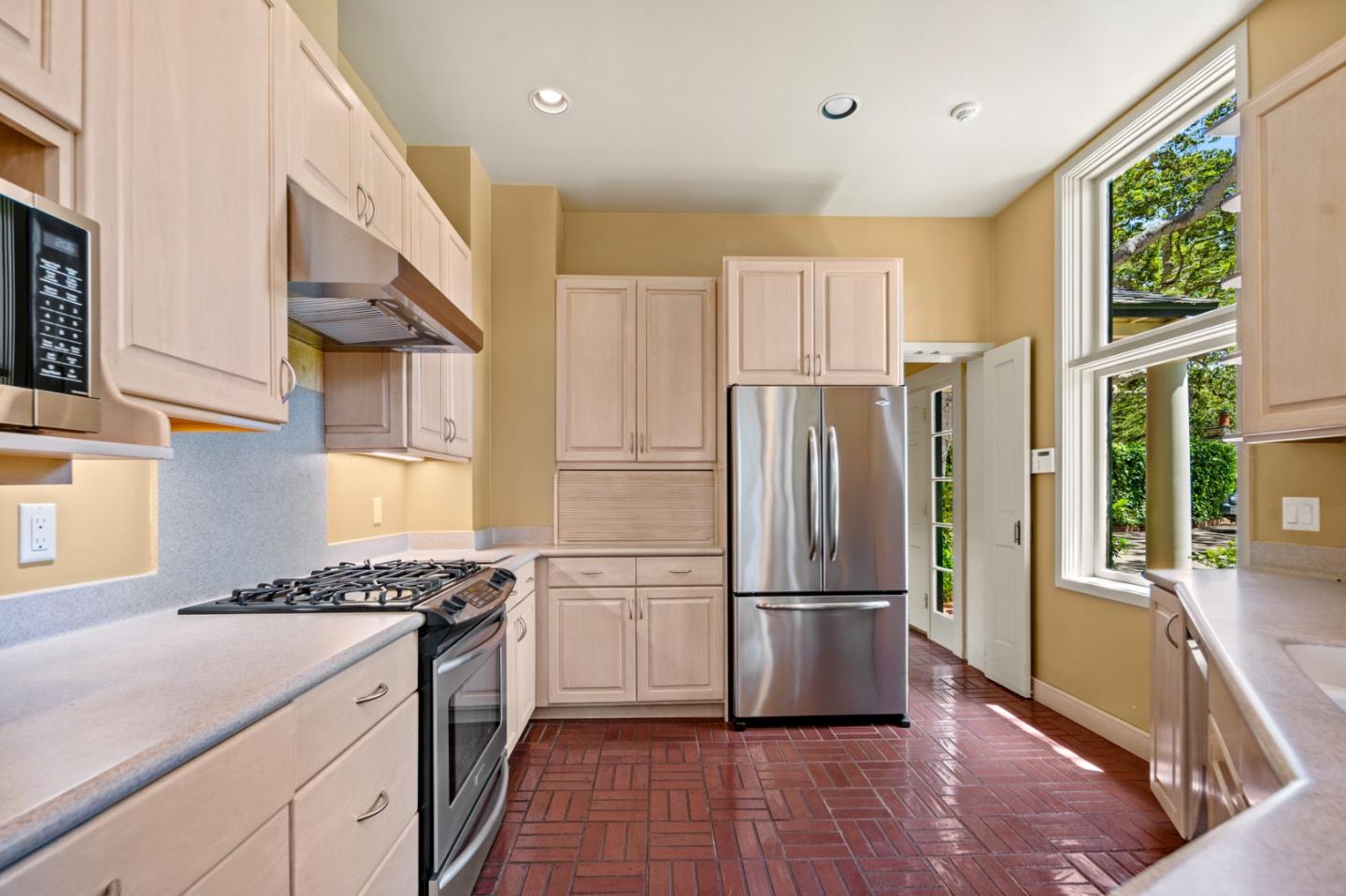 Detail Gallery Image 18 of 43 For 0 Junipero, Carmel,  CA 93923 - 5 Beds | 4 Baths