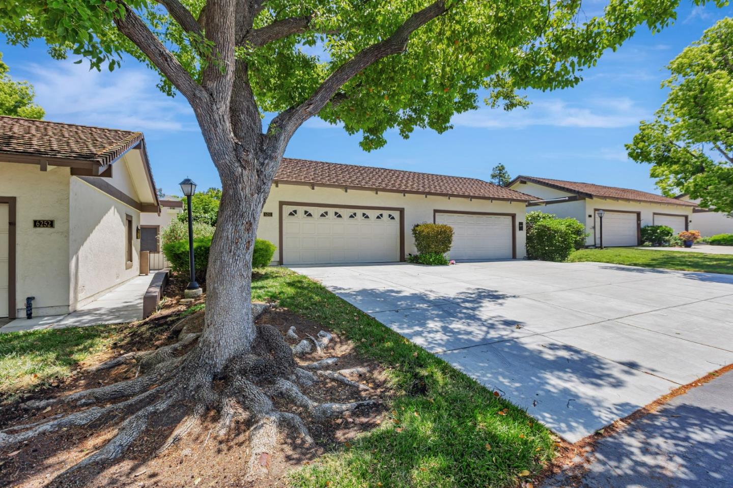 Detail Gallery Image 2 of 55 For 6251 Blauer Ln, San Jose,  CA 95135 - 2 Beds | 2 Baths