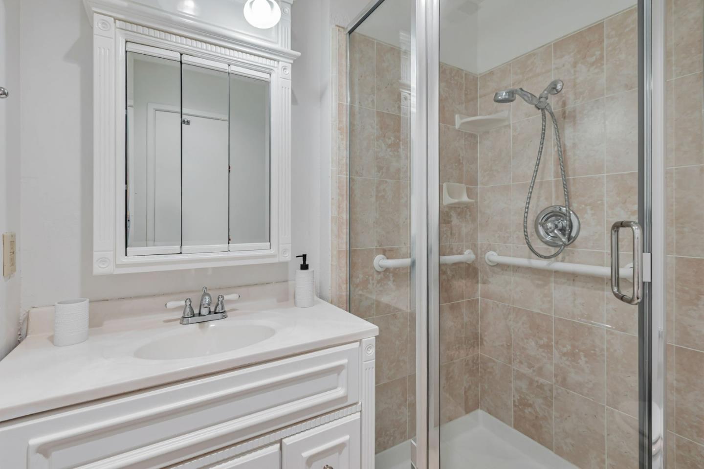 Detail Gallery Image 26 of 55 For 6251 Blauer Ln, San Jose,  CA 95135 - 2 Beds | 2 Baths
