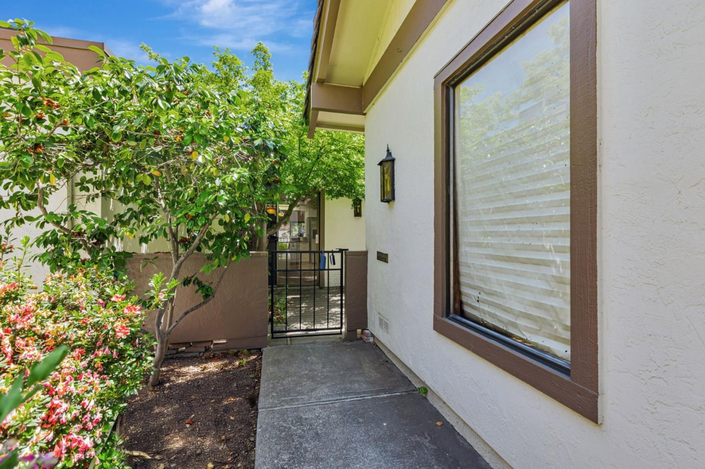 Detail Gallery Image 42 of 55 For 6251 Blauer Ln, San Jose,  CA 95135 - 2 Beds | 2 Baths