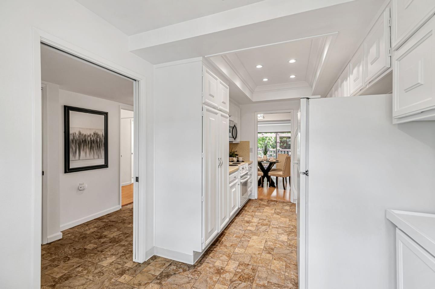 Detail Gallery Image 14 of 52 For 5183 Cribari Knls, San Jose,  CA 95135 - 2 Beds | 2 Baths