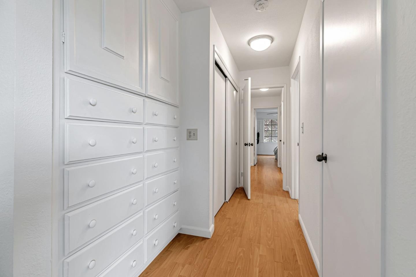 Detail Gallery Image 19 of 52 For 5183 Cribari Knls, San Jose,  CA 95135 - 2 Beds | 2 Baths