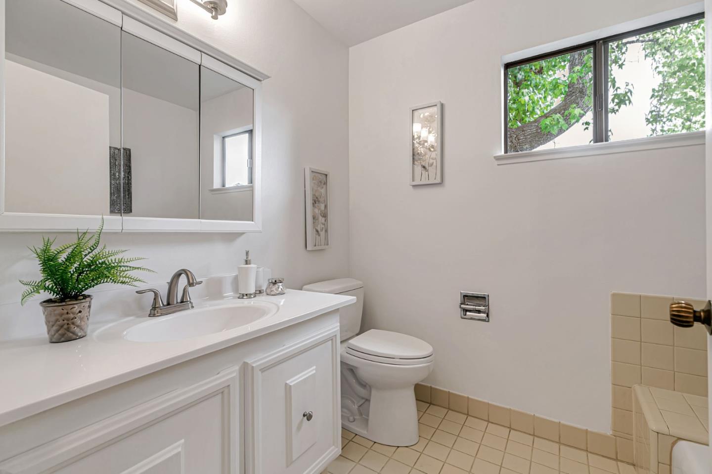 Detail Gallery Image 27 of 52 For 5183 Cribari Knls, San Jose,  CA 95135 - 2 Beds | 2 Baths