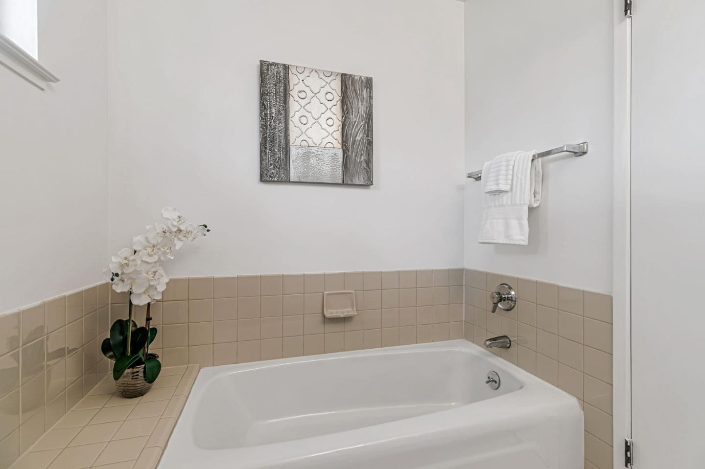 Detail Gallery Image 28 of 52 For 5183 Cribari Knls, San Jose,  CA 95135 - 2 Beds | 2 Baths
