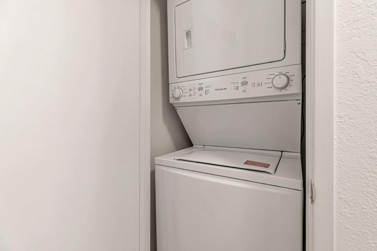 Detail Gallery Image 29 of 52 For 5183 Cribari Knls, San Jose,  CA 95135 - 2 Beds | 2 Baths