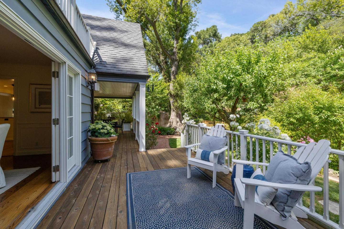 Detail Gallery Image 22 of 85 For 807 Crystal Springs Rd, Hillsborough,  CA 94010 - 4 Beds | 3/2 Baths