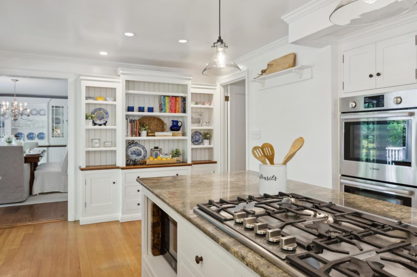 Detail Gallery Image 32 of 85 For 807 Crystal Springs Rd, Hillsborough,  CA 94010 - 4 Beds | 3/2 Baths