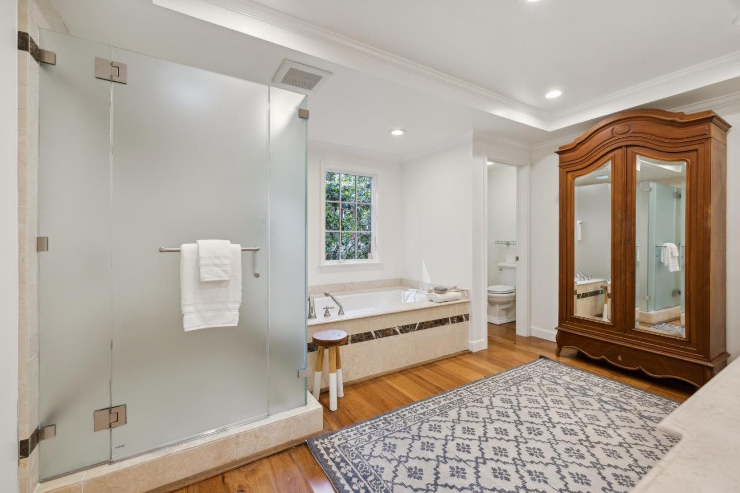 Detail Gallery Image 40 of 85 For 807 Crystal Springs Rd, Hillsborough,  CA 94010 - 4 Beds | 3/2 Baths
