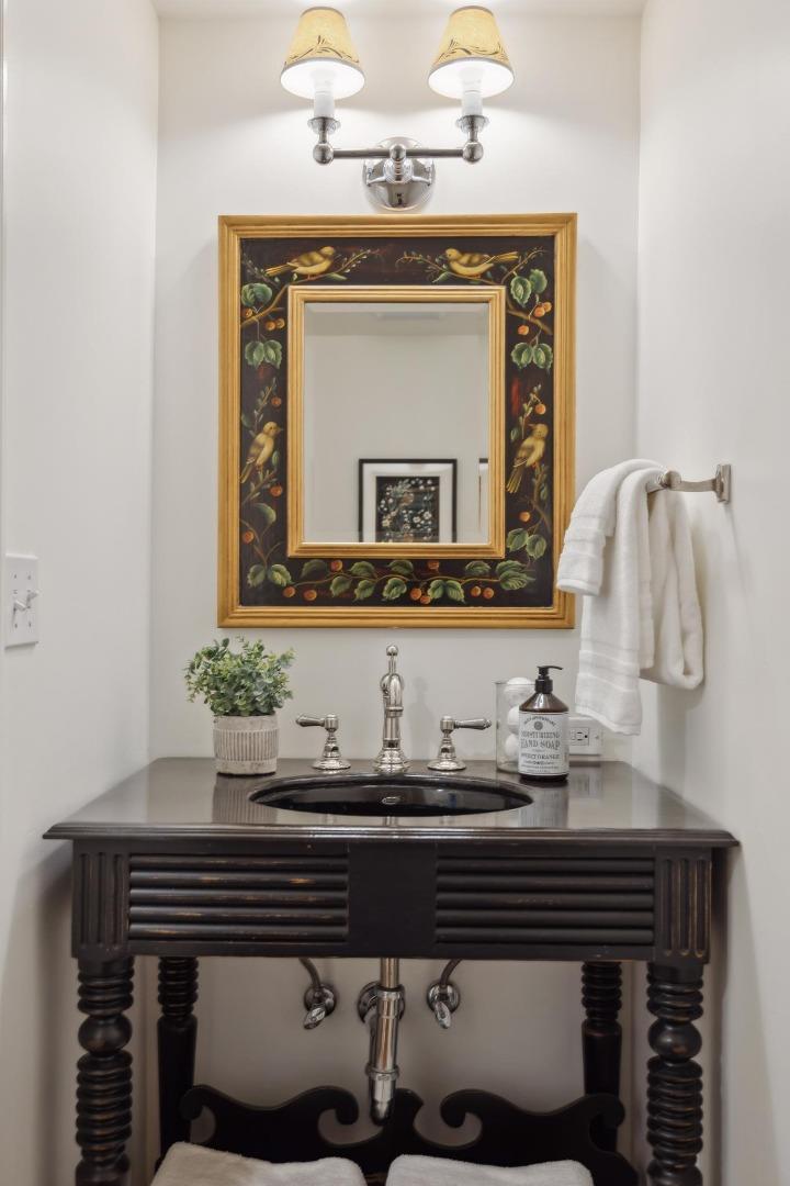 Detail Gallery Image 45 of 85 For 807 Crystal Springs Rd, Hillsborough,  CA 94010 - 4 Beds | 3/2 Baths