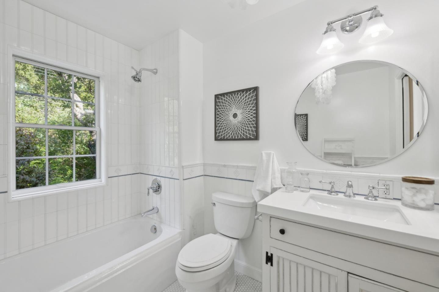 Detail Gallery Image 60 of 85 For 807 Crystal Springs Rd, Hillsborough,  CA 94010 - 4 Beds | 3/2 Baths