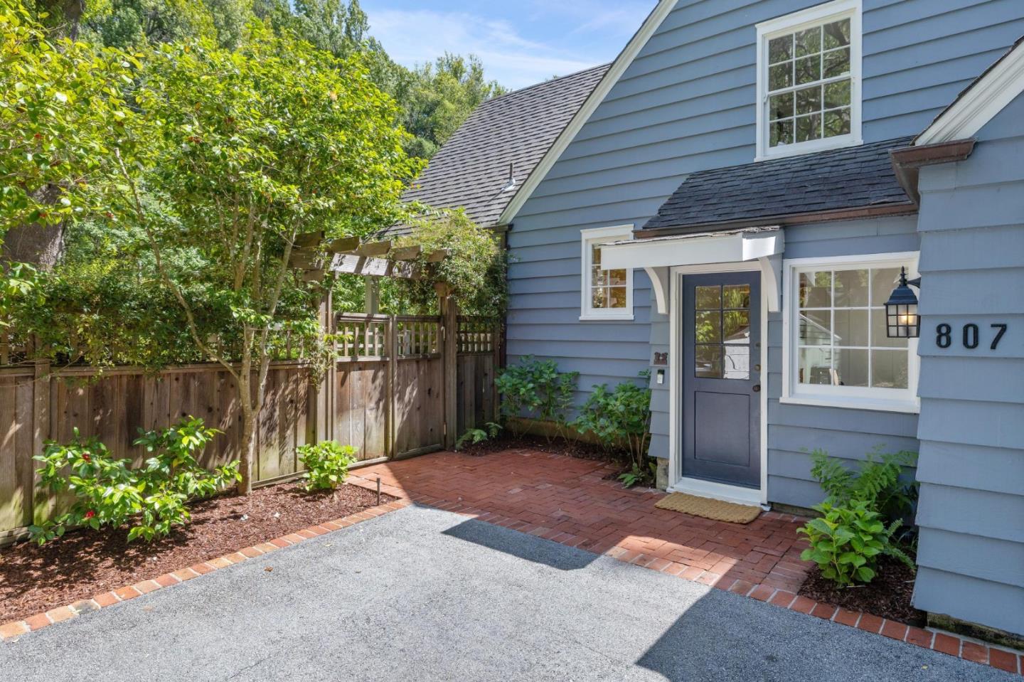 Detail Gallery Image 66 of 85 For 807 Crystal Springs Rd, Hillsborough,  CA 94010 - 4 Beds | 3/2 Baths
