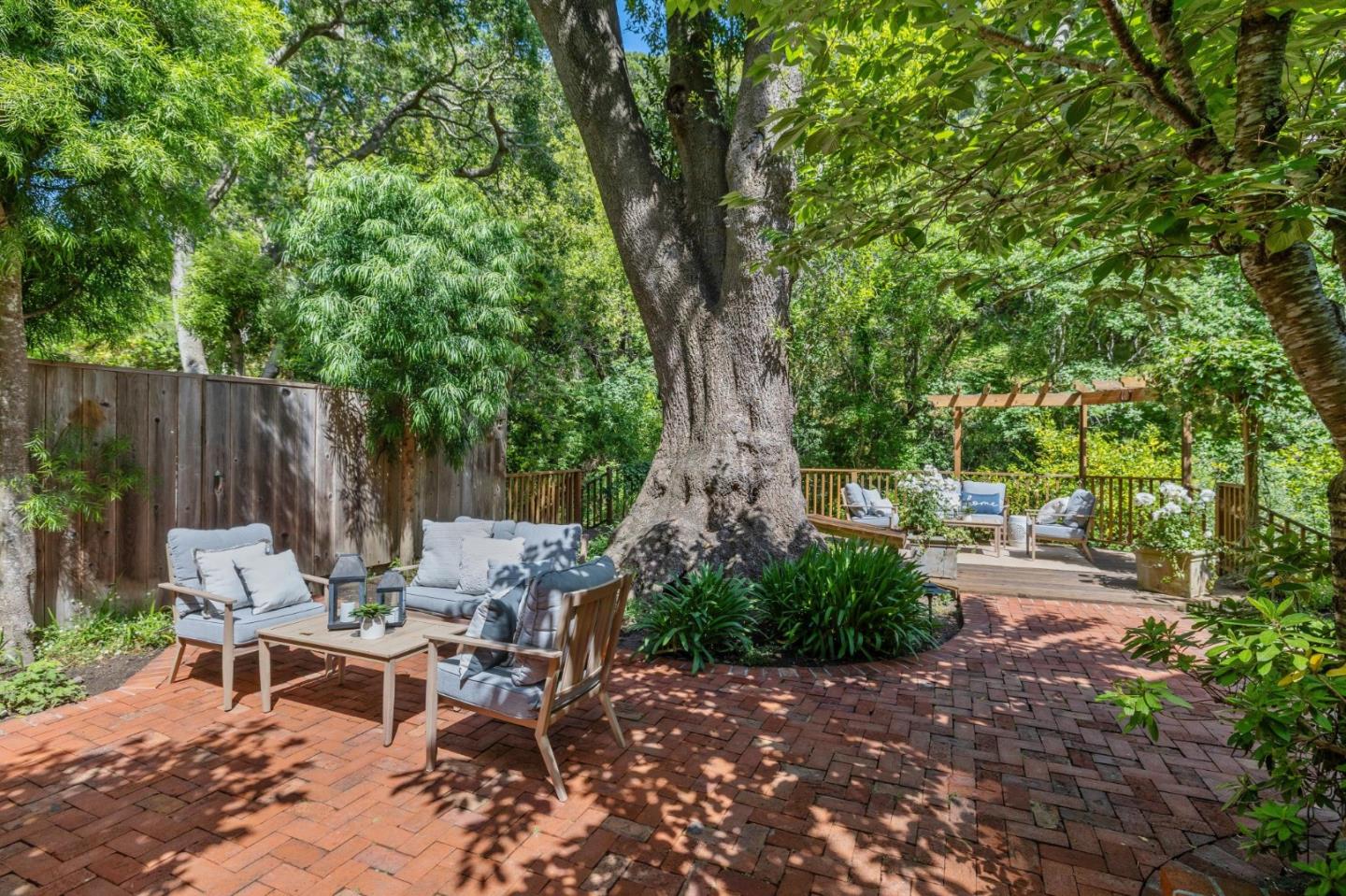 Detail Gallery Image 70 of 85 For 807 Crystal Springs Rd, Hillsborough,  CA 94010 - 4 Beds | 3/2 Baths