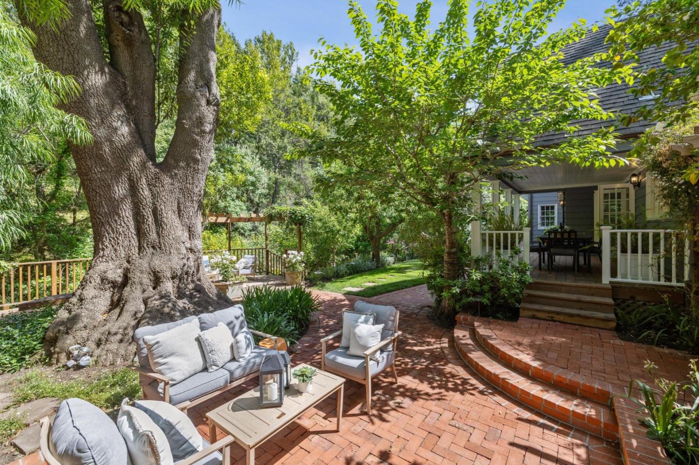 Detail Gallery Image 71 of 85 For 807 Crystal Springs Rd, Hillsborough,  CA 94010 - 4 Beds | 3/2 Baths