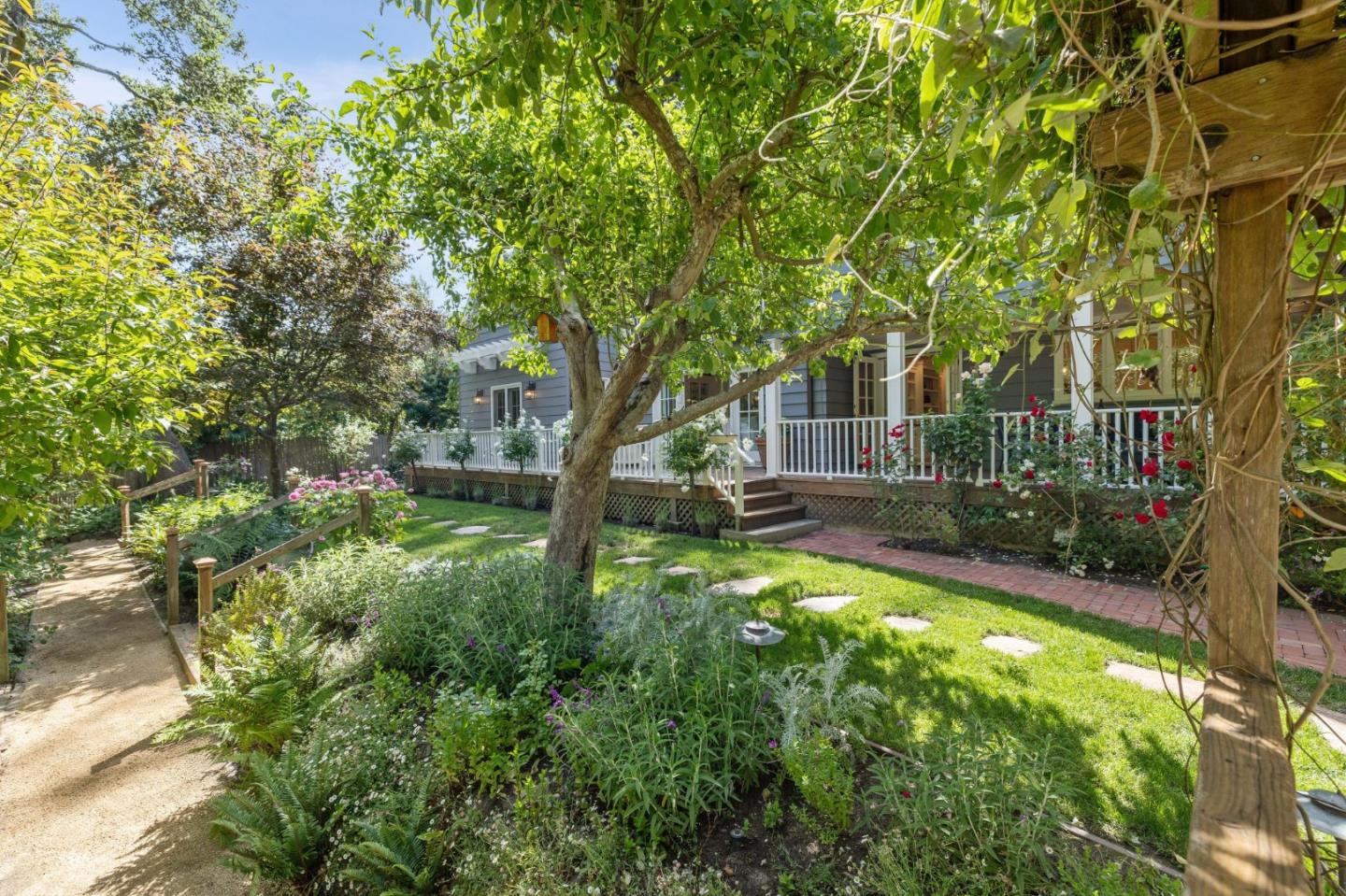 Detail Gallery Image 74 of 85 For 807 Crystal Springs Rd, Hillsborough,  CA 94010 - 4 Beds | 3/2 Baths